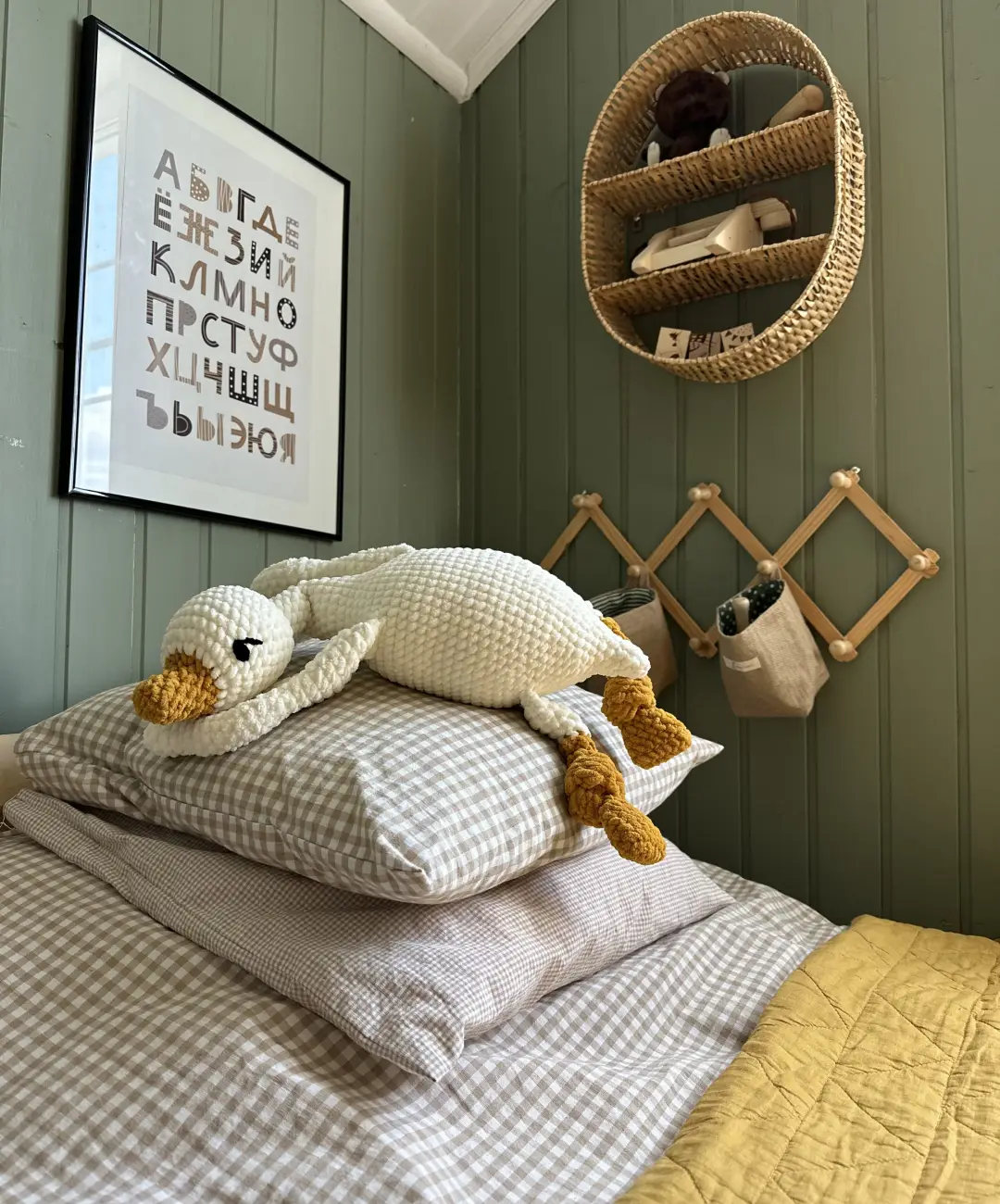 Oca de Crochet Hecha a Mano – Peluche Grande Hipoalergénico (65 cm)