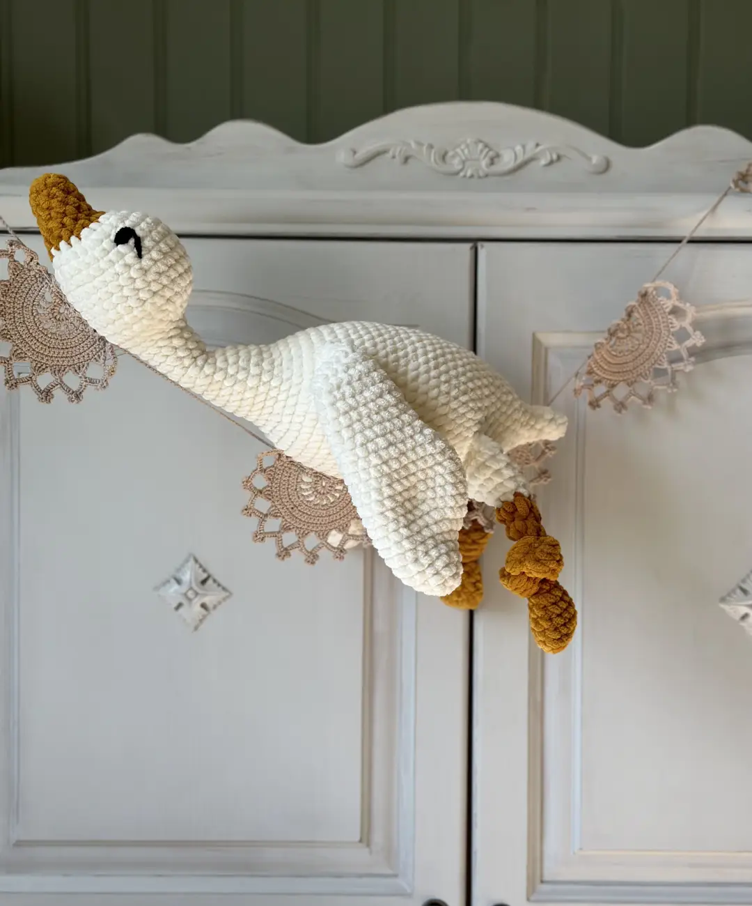 Oca de Crochet Hecha a Mano – Peluche Grande Hipoalergénico (65 cm)